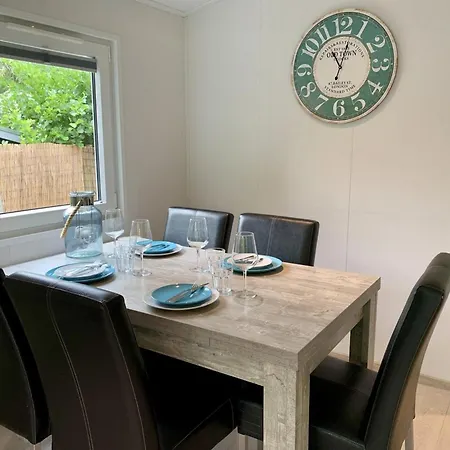 Furnished In Sint Maartenszee Semesterbostad